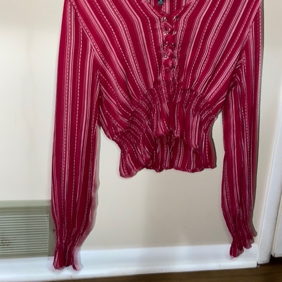 Long sleeve crop top size medium from forever 21 - Picture 2 of 4